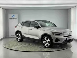 Prateado Usado 2023 Volvo EC40 SUV | € 45.990 (Preço justo)