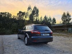 Usado 2009 Ford Mondeo Sedan | € 4.000 (Bom preço)