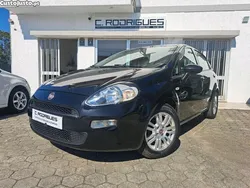 Preto Usado 2015 Fiat Punto Lounge Citadino | € 5.990 (Preço justo)