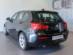 Preto sapphire metalizada Usado 2018 BMW 114 Performance Citadino | € 17.946