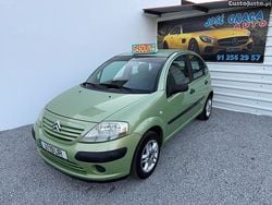 Verde Usado 2003 Citroën C3 Citadino | € 2.250 (Bom preço)