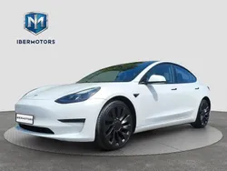 Branco Usado 2023 Tesla Model 3 Performance Sedan | € 34.990 (Bom preço)