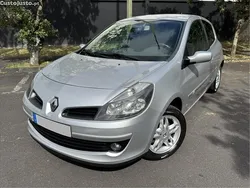 Cinza Usado 2006 Renault Clio II | € 4.450 (Preço justo)