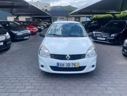 Branco Usado 2010 Renault Clio II SE Citadino | € 4.950 (Preço justo)