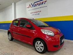 Vermelho Usado 2009 Citroën C1 Citadino | € 8.250