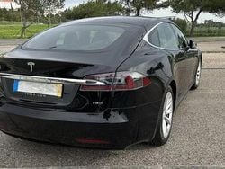 Preto Usado 2018 Tesla Model S Sedan | € 22.800