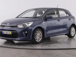 Azul Usado 2018 Kia Rio SX | € 10.850