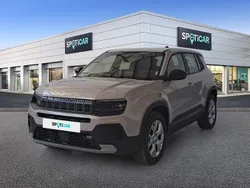 Bege Usado 2024 Jeep Avenger Altitude SUV | € 22.900 (Preço justo)