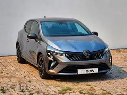 Cinzento Usado 2023 Renault Clio V | € 19.250 (Preço elevado)
