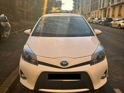 Usado 2014 Toyota Yaris Hybrid Sedan | € 10.500 (Caro)