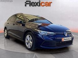 Azul Usado 2021 VW Golf VIII Life Carrinha | € 18.990 (Bom preço)