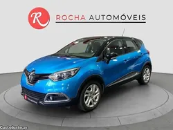Azul Usado 2017 Renault Captur Zen SUV | € 12.499 (Preço justo)