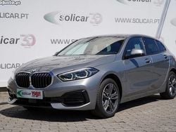 Cinza Usado 2023 BMW 116 Sport Line Citadino | € 27.500 (Preço justo)