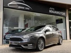 Cinzento Usado 2017 Ford Focus | € 12.900 (Bom preço)