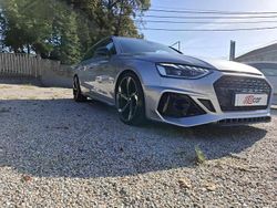 Cinzento Usado 2023 Audi A4 Carrinha | € 38.499