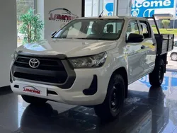 Branco Usado 2021 Toyota HiLux Pickup | € 29.950 (Preço justo)