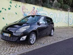 Preto Usado 2011 Renault Scénic III Monovolume | € 6.700 (Preço justo)