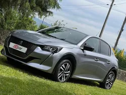 Cinzento Usado 2021 Peugeot e-208 Style Citadino | € 19.500 (Preço justo)