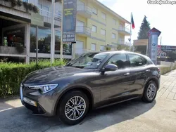 Cinza Usado 2022 Alfa Romeo Stelvio Super SUV | € 39.500