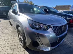 Cinzento Usado 2022 Peugeot e-2008 Active SUV | € 28.500 (Caro)