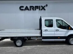 Branco Usado 2017 Ford Transit Monovolume | € 24.999