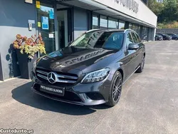 Branco Usado 2020 Mercedes C300e Avantgarde Sedan | € 26.900 (Preço justo)