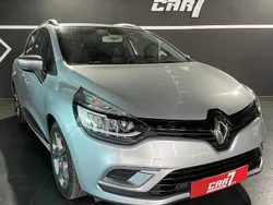 Cinza Usado 2017 Renault Clio GrandTour GT-Line Carrinha | € 11.750