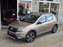 Bege Usado 2018 Dacia Sandero Ambiance Citadino | € 10.450 (Preço justo)