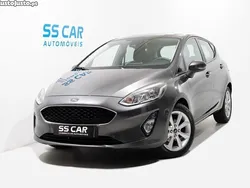 Cinza Usado 2018 Ford Fiesta Business Edition Citadino | € 10.250 (Preço justo)