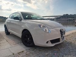 Branco Usado 2012 Alfa Romeo MiTo Citadino | € 5.950 (Bom preço)