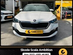 Branco Usado 2023 Skoda Scala Ambition Citadino | € 19.900 (Preço justo)