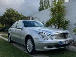 Usado 2002 Mercedes E240 Elegance Sedan | € 6.500