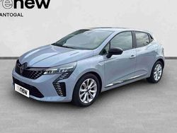 Cinzento Usado 2023 Renault Clio V Evolution Citadino | € 18.490 (Preço justo)