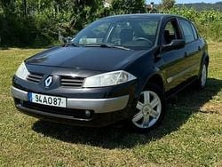 Preto Usado 2005 Renault Mégane II Sedan | € 2.750 (Preço justo)