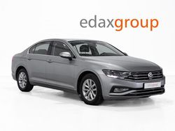 Cinza Usado 2020 VW Passat Business Sedan | € 18.490 (Preço justo)