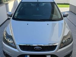 Usado 2009 Ford Focus Sport Sedan | € 5.000 (Preço justo)