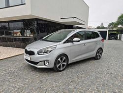 Usado 2016 Kia Carens Monovolume | € 12.500 (Preço justo)