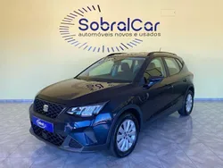 Cinza Usado 2022 Seat Arona Style SUV | € 19.500 (Preço justo)