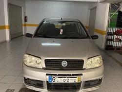 Usado 2004 Fiat Punto Citadino | € 1.450 (Bom preço)