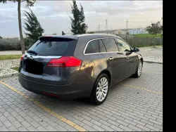 Cinzento Usado 2011 Opel Insignia Sedan | € 6.500 (Preço justo)