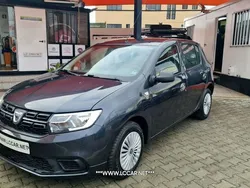 Cinzento Usado 2017 Dacia Sandero Comfort Citadino | € 11.900