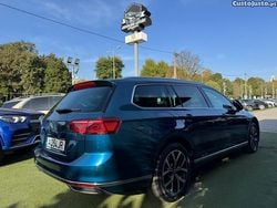 Azul Usado 2022 VW Passat GTE Carrinha | € 31.500