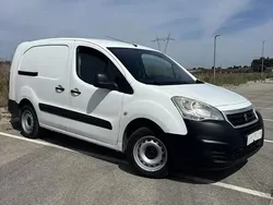 Branco Usado 2017 Peugeot Partner Monovolume | € 8.965 (Preço justo)