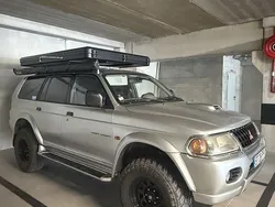 Usado 2000 Mitsubishi Pajero SUV | € 11.000