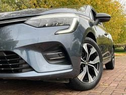 Cinza Usado 2021 Renault Clio V LIMITED | € 13.497 (Bom preço)