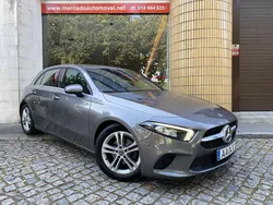 Cinza Usado 2020 Mercedes A160 Style | € 21.900 (Super Preço)