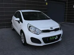 Branco Usado 2011 Kia Rio | € 6.900 (Bom preço)