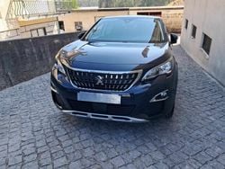 Cinzento Usado 2019 Peugeot 3008 SUV | € 19.990 (Preço justo)