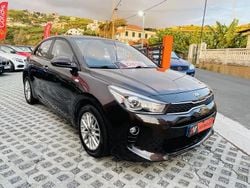 Castanho Usado 2017 Kia Rio LX Citadino | € 10.950