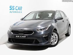 Cinza Usado 2021 Kia Ceed Citadino | € 12.380 (Preço justo)